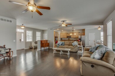 45 Longmeadow Dr Niles MI-large-005-4-Fo