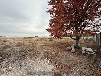 1025 E Airport Rd, Grand Island, NE 68801 - photo 5