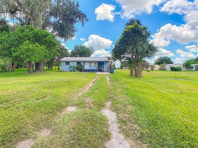 111 S Hendry Ave, Fort Meade, FL 33841 - photo 3