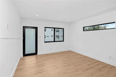 419 78th St unit 3, Miami Beach, FL 33141 - photo 4