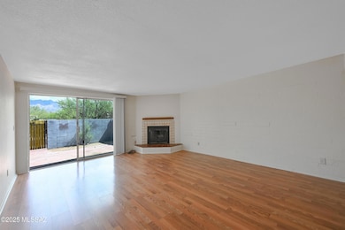 6_Living Room  0004