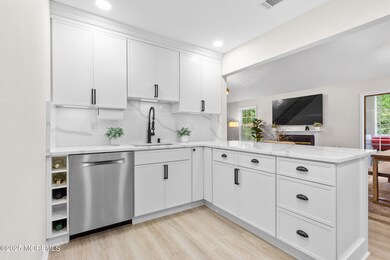 8 Juneau Ct, Tinton Falls, NJ 07712 - photo 7