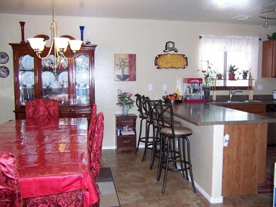 11226 w mariposa Beatriz 006.jpg