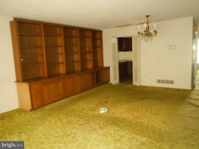 997 Putnam Blvd, Wallingford, PA 19086 - photo 4