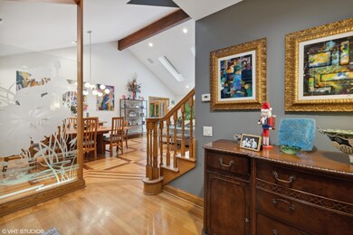 04_9886WekoDr_32001_Foyer_HiRes