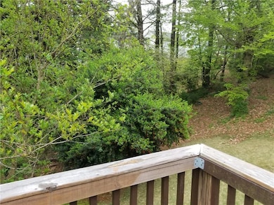 692 Shore Overlook, Lithonia, GA 30058 - photo 4