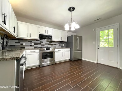 336 Bracken Place, Jacksonville, NC 28540 - photo 5