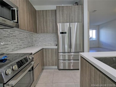 10262 NW 72nd Terrace, Doral, FL 33178 - photo 4