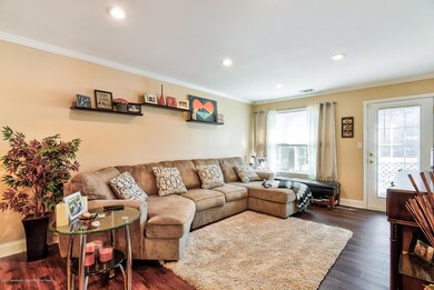 010_Living Room