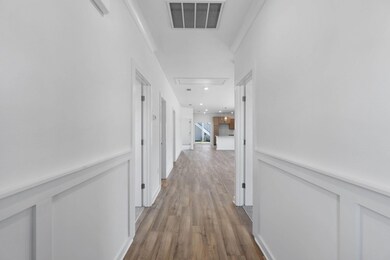 Spacious entry