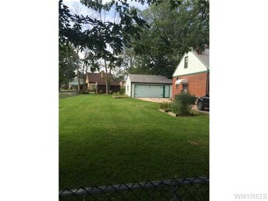Land/Lot double lot! double garage!