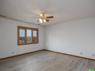 2221 S 51st St unit 10, Omaha, NE 68106 - photo 6