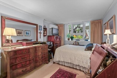 93 Pinckney St unit A, Boston, MA 02114 - photo 2