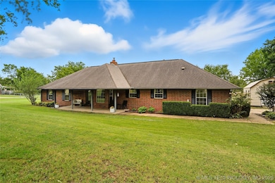 9060 E Prairie View Dr, Claremore, OK 74019 - photo 3