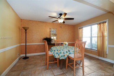 SPACIOUS FORMAL DINING ROOM, FAUX CUSTOM FINISHES 