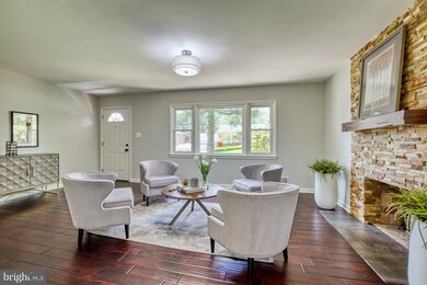 6732 Montour Dr, Falls Church, VA 22043 - photo 7