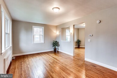 717 Devonshire Rd, Baltimore, MD 21229 - photo 4