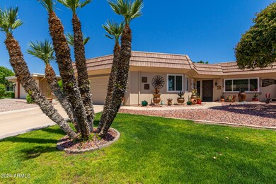 10448 W Hutton Dr, Sun City, AZ 85351 - photo 2