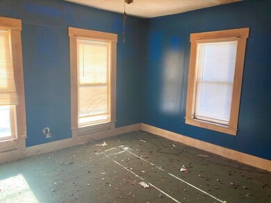 76 New Bridge St, West Springfield, MA 01089 - photo 7