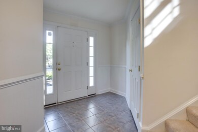 25563 Fretton Square, Chantilly, VA 20152 - photo 2