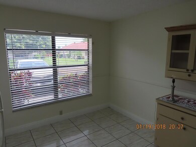 1401 Pines Ln, West Palm Beach, FL 33415 - photo 5