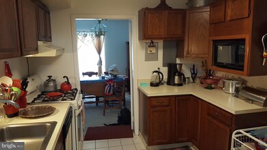 Woodlake Towers unit 502, Falls Church, VA 22044 - photo 5