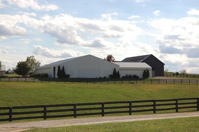 730 Oregon Rd, Versailles, KY 40383 - photo 5