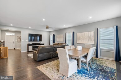 7644 Chesham Ct, White Plains, MD 20695 - photo 6