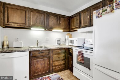 11C Fairway Rd, Reading, PA 19607 - photo 4