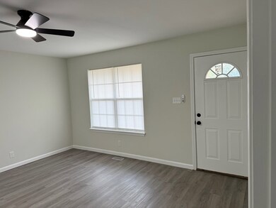 808 Washington Ave, Oak Grove, KY 42262 - photo 4