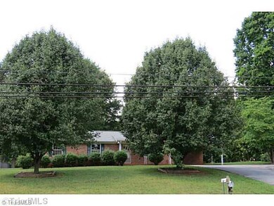 671 Turnersburg Hwy, Statesville, NC 28625 - photo 4