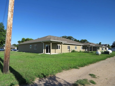 302 S Walnut St, Arnold, NE 69120 - photo 3