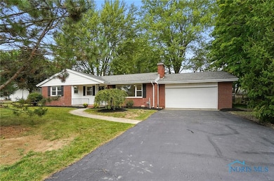1812 Camelot Ln, Findlay, OH 45840 - photo 2