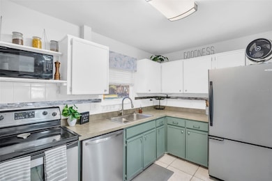 2056 Red Cedar Ln E, Clearwater, FL 33763 - photo 5