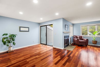 Dining Rm & Living Rm