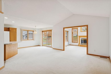 6109 Creekview Ln N, Brooklyn Park, MN 55443 - photo 4