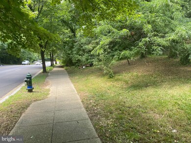 5403 D St SE, Washington, DC 20019 - photo 5