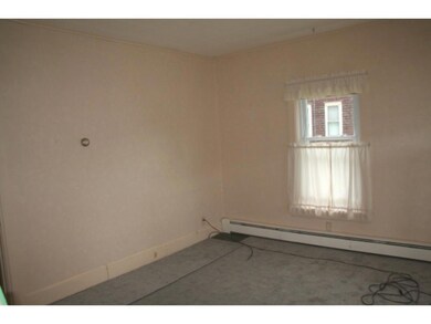 421 Pearl St, Saint Johnsbury, VT 05819 - photo 5