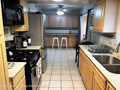 bar/kitchen