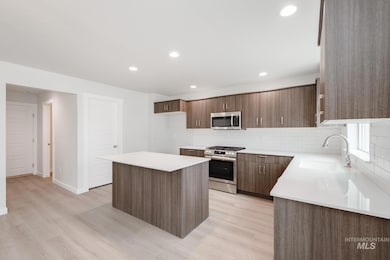 10575 W Teratai St, Star, ID 83669 - photo 4