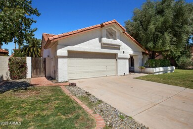 2310 E Huron Ct-2