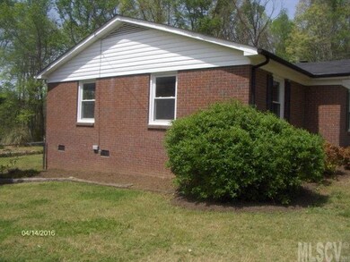 4835 Greenwood Dr, Gastonia, NC 28052 - photo 7