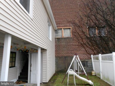 205 E Kline Ave, Lansford, PA 18232 - photo 2