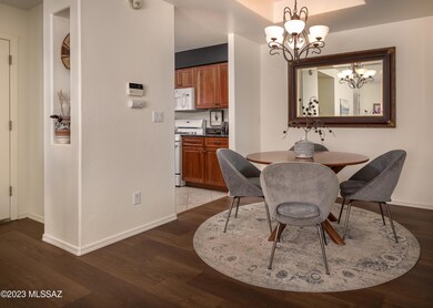 Dining Area Off Kitchen