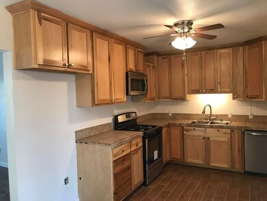 1037 Lariat St, El Paso, TX 79915 - photo 4