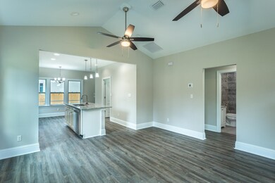 51 Winnebago St, Crawfordville, FL 32327 - photo 5