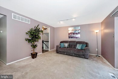 10629 High Beam Ct, Columbia, MD 21044 - photo 6