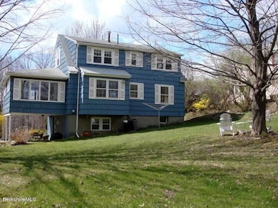 48 Essex St, Pittsfield, MA 01201 - photo 4