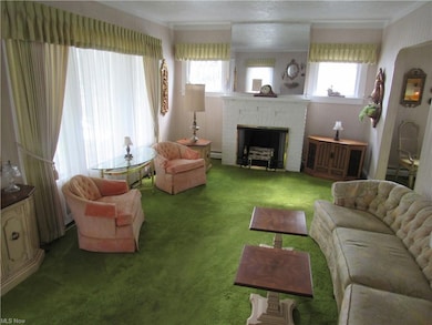 Living Room in front of home.