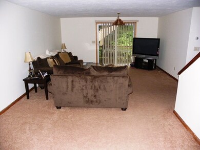 36 Mt Pleasant St unit 4, Plymouth, MA 02360 - photo 3